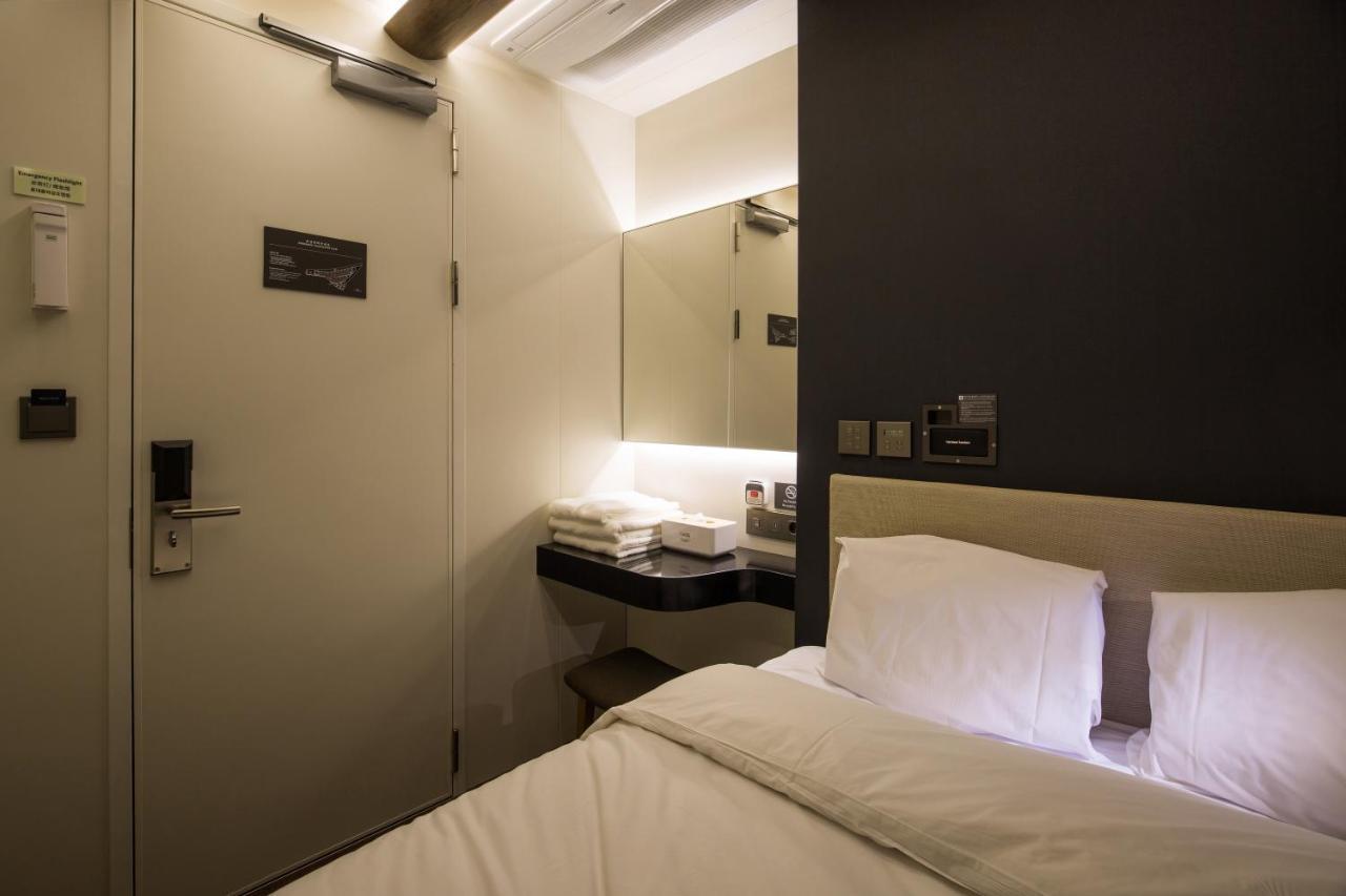 Darakhyu Incheon Airport Terminal No.1 Capsule Hotel Bagian luar foto